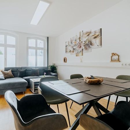 Blissplace 3 Zi Premium Apartment Nahe Getec Arena Mit Kingsize Betten Und Balkon Магдебург Екстер'єр фото